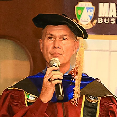 Dr. Jonathan M Kamphuis